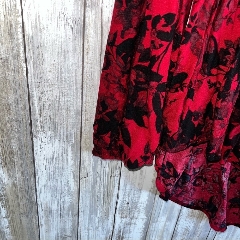 Torrid Smocked Babydoll Tunic 2X Red Black Floral Button Front High Low Top - Picture 5 of 8